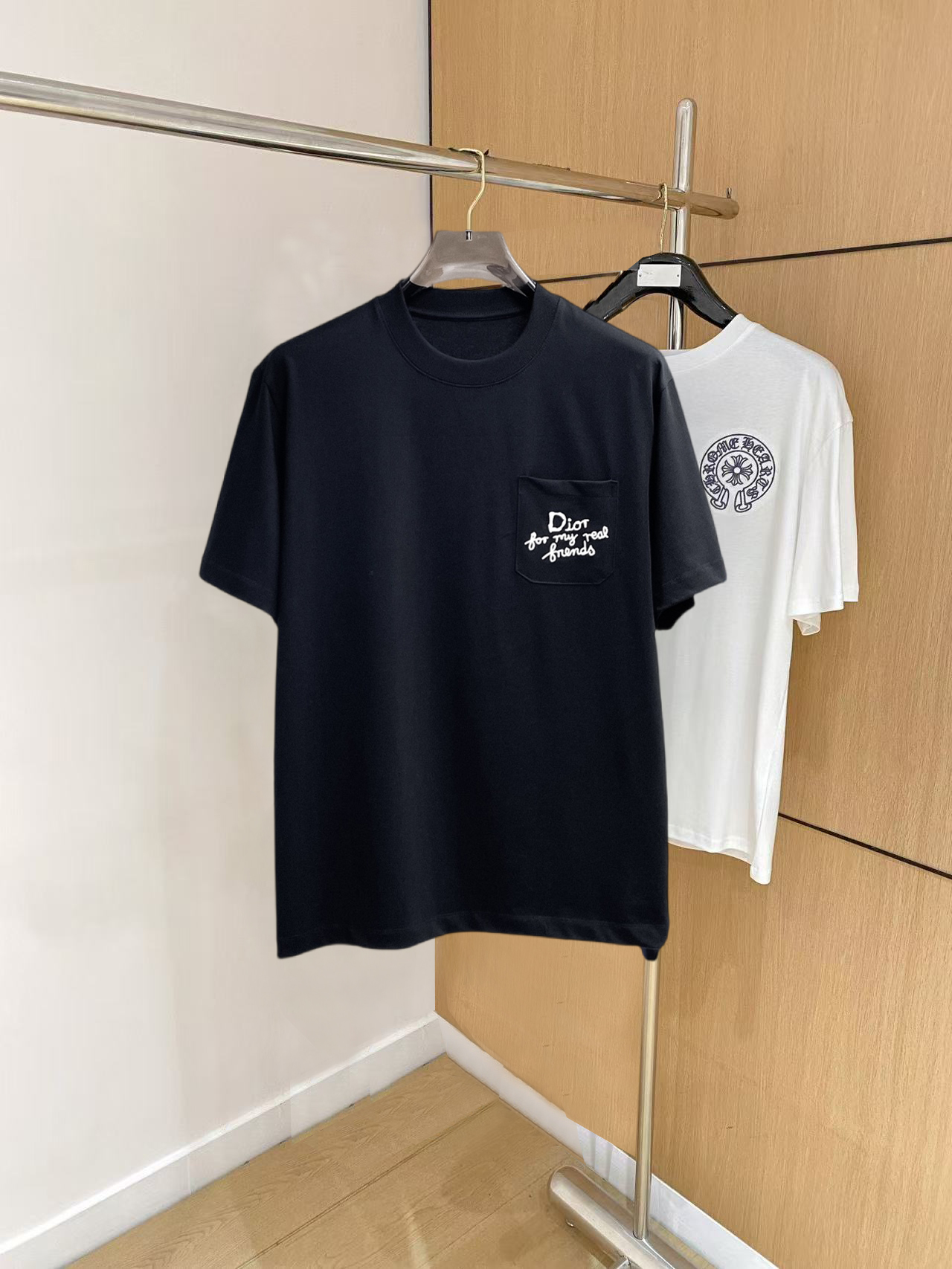 short sleeves